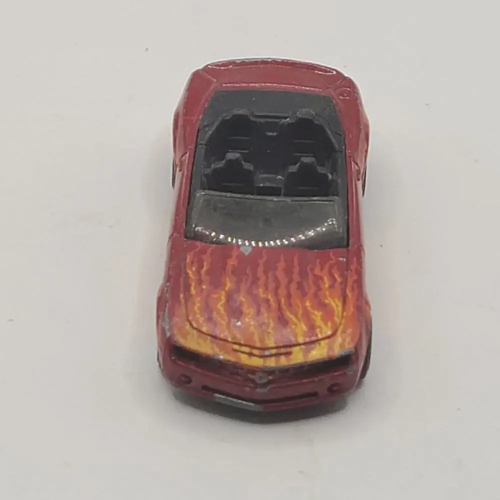 2006 06 Chevy Camaro Concept Conv. Collectible 1/64 Scale Diecast Diorama Model